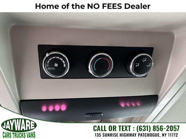 2014 Chrysler Town & Country 4dr Wgn Touring, available for sale in Patchogue, New York | Jayware Cars Trucks Vans. Patchogue, New York 2014 Chrysler Town & Country 4dr Wgn Touring, available for sale in Patchogue, New York | Jayware Cars Trucks Vans. Patchogue, New York