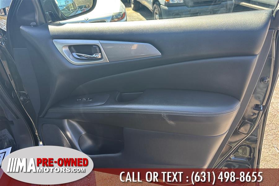 2019 Nissan Pathfinder 4x4 SV, available for sale in Huntington Station, New York | M & A Motors. Huntington Station, New York 2019 Nissan Pathfinder 4x4 SV, available for sale in Huntington Station, New York | M & A Motors. Huntington Station, New York