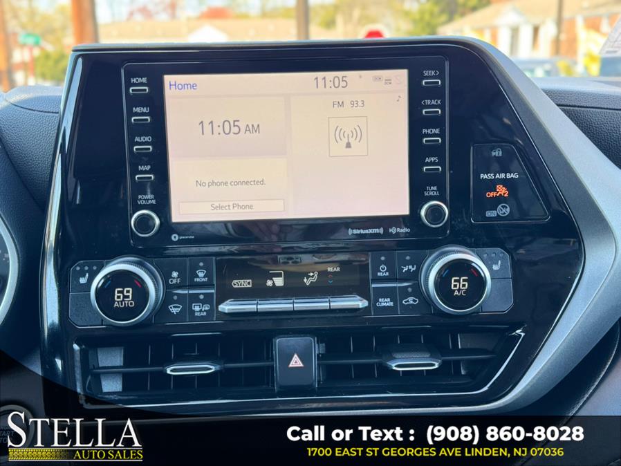 2020 Toyota Highlander XLE FWD (Natl), available for sale in Linden, New Jersey | Stella Auto Sales. Linden, New Jersey 2020 Toyota Highlander XLE FWD (Natl), available for sale in Linden, New Jersey | Stella Auto Sales. Linden, New Jersey