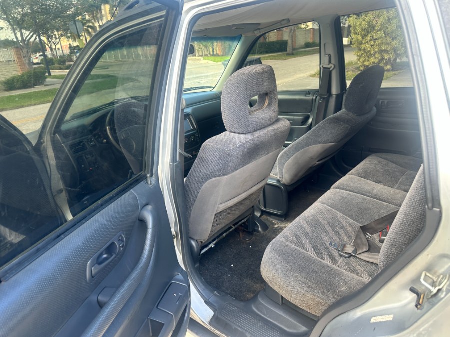 2001 Honda CR-V 2WD LX Auto, available for sale in Hollywood, Florida | Select Auto Hollywood. Hollywood, Florida 2001 Honda CR-V 2WD LX Auto, available for sale in Hollywood, Florida | Select Auto Hollywood. Hollywood, Florida