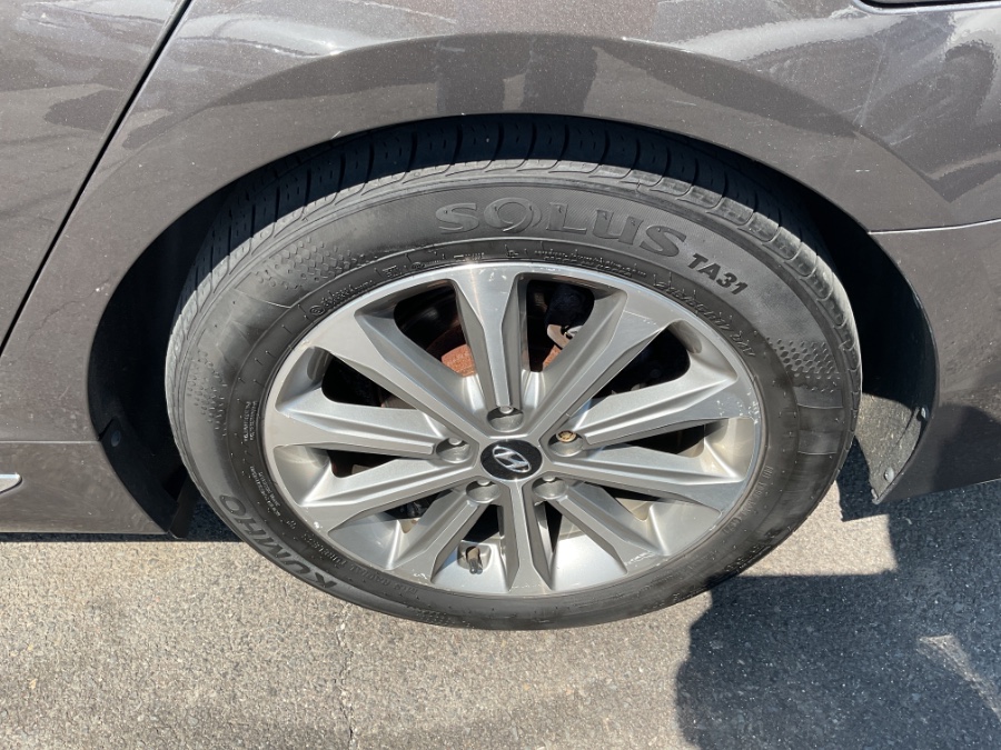 2017 Hyundai Sonata Sport 2.4L PZEV, available for sale in Waterbury, Connecticut | Jim Juliani Motors. Waterbury, Connecticut 2017 Hyundai Sonata Sport 2.4L PZEV, available for sale in Waterbury, Connecticut | Jim Juliani Motors. Waterbury, Connecticut