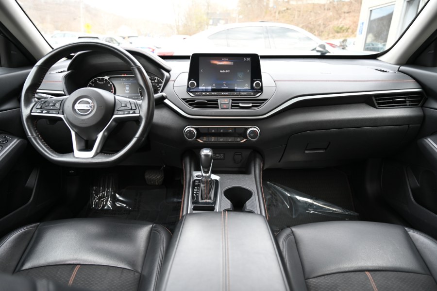 2022 Nissan Altima 2.5 SR AWD Sedan, available for sale in Waterbury, Connecticut | Highline Car Connection. Waterbury, Connecticut 2022 Nissan Altima 2.5 SR AWD Sedan, available for sale in Waterbury, Connecticut | Highline Car Connection. Waterbury, Connecticut