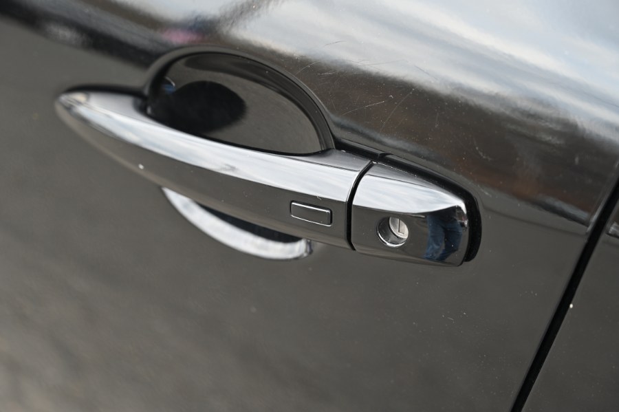2022 Nissan Altima 2.5 SR AWD Sedan, available for sale in Waterbury, Connecticut | Highline Car Connection. Waterbury, Connecticut 2022 Nissan Altima 2.5 SR AWD Sedan, available for sale in Waterbury, Connecticut | Highline Car Connection. Waterbury, Connecticut