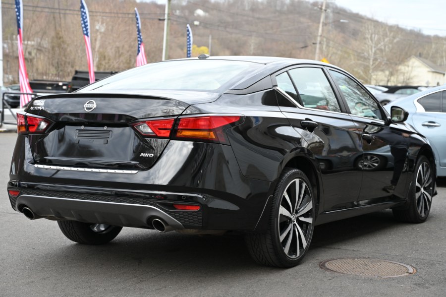 2022 Nissan Altima 2.5 SR AWD Sedan, available for sale in Waterbury, Connecticut | Highline Car Connection. Waterbury, Connecticut 2022 Nissan Altima 2.5 SR AWD Sedan, available for sale in Waterbury, Connecticut | Highline Car Connection. Waterbury, Connecticut