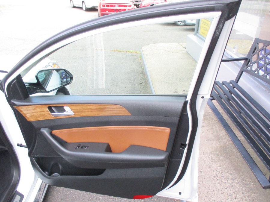 2015 Hyundai Sonata Limited, available for sale in Meriden, Connecticut | Cos Central Auto. Meriden, Connecticut 2015 Hyundai Sonata Limited, available for sale in Meriden, Connecticut | Cos Central Auto. Meriden, Connecticut
