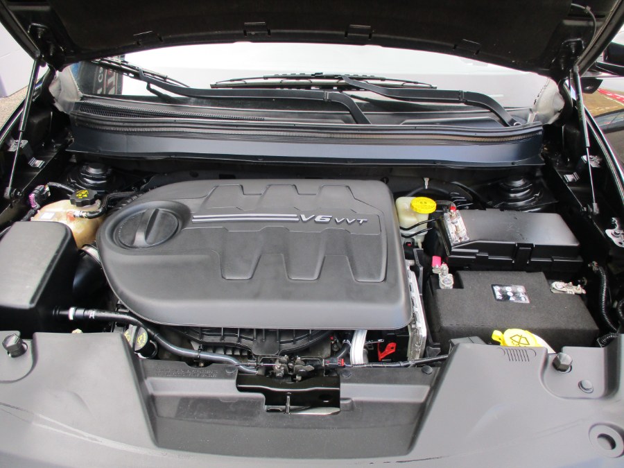 2014 Jeep Cherokee 4WD 4dr Limited, available for sale in Meriden, Connecticut | Cos Central Auto. Meriden, Connecticut 2014 Jeep Cherokee 4WD 4dr Limited, available for sale in Meriden, Connecticut | Cos Central Auto. Meriden, Connecticut
