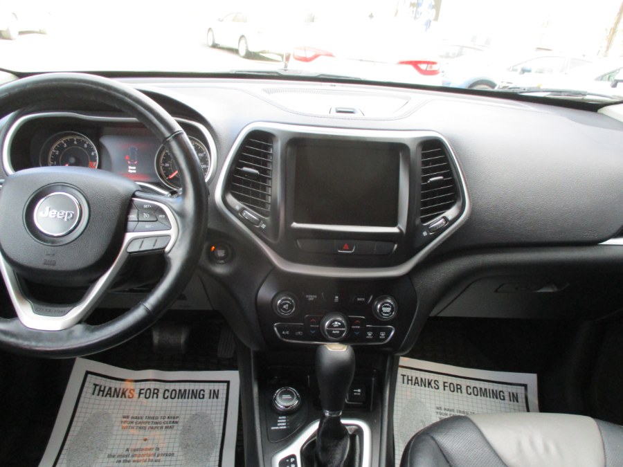 2014 Jeep Cherokee 4WD 4dr Limited, available for sale in Meriden, Connecticut | Cos Central Auto. Meriden, Connecticut 2014 Jeep Cherokee 4WD 4dr Limited, available for sale in Meriden, Connecticut | Cos Central Auto. Meriden, Connecticut