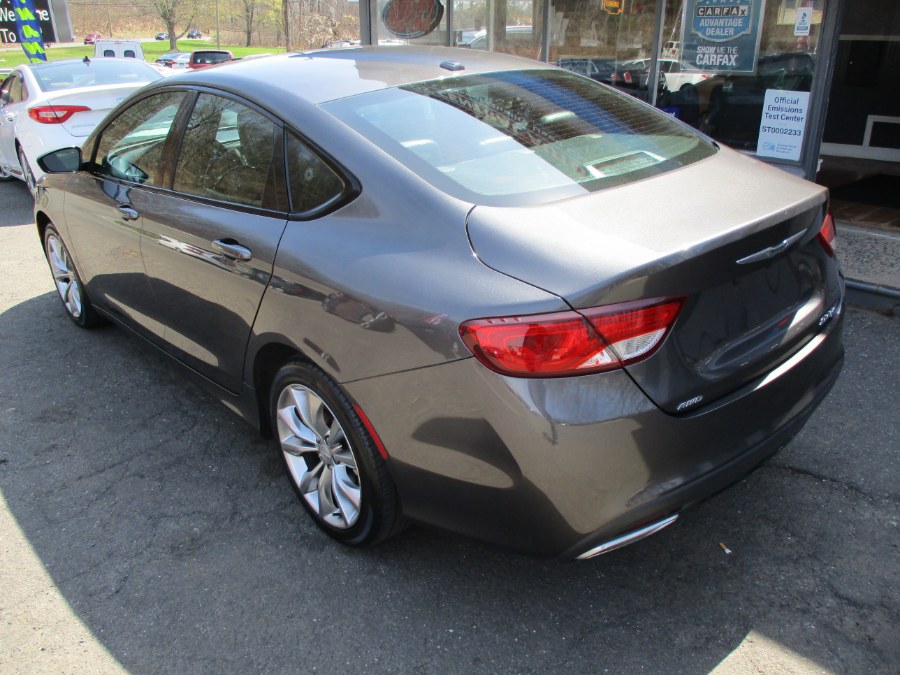 2015 Chrysler 200 4dr Sdn S AWD, available for sale in Meriden, Connecticut | Cos Central Auto. Meriden, Connecticut 2015 Chrysler 200 4dr Sdn S AWD, available for sale in Meriden, Connecticut | Cos Central Auto. Meriden, Connecticut