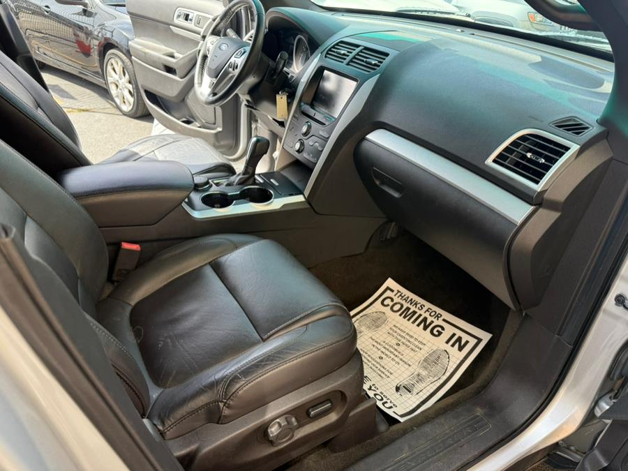 2015 Ford Explorer 4WD 4dr XLT, available for sale in Revere, Massachusetts | Wonderland Auto. Revere, Massachusetts 2015 Ford Explorer 4WD 4dr XLT, available for sale in Revere, Massachusetts | Wonderland Auto. Revere, Massachusetts