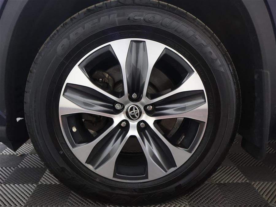 2021 Toyota Highlander XLE, available for sale in Paterson, New Jersey | Fast Track Motors. Paterson, New Jersey 2021 Toyota Highlander XLE, available for sale in Paterson, New Jersey | Fast Track Motors. Paterson, New Jersey