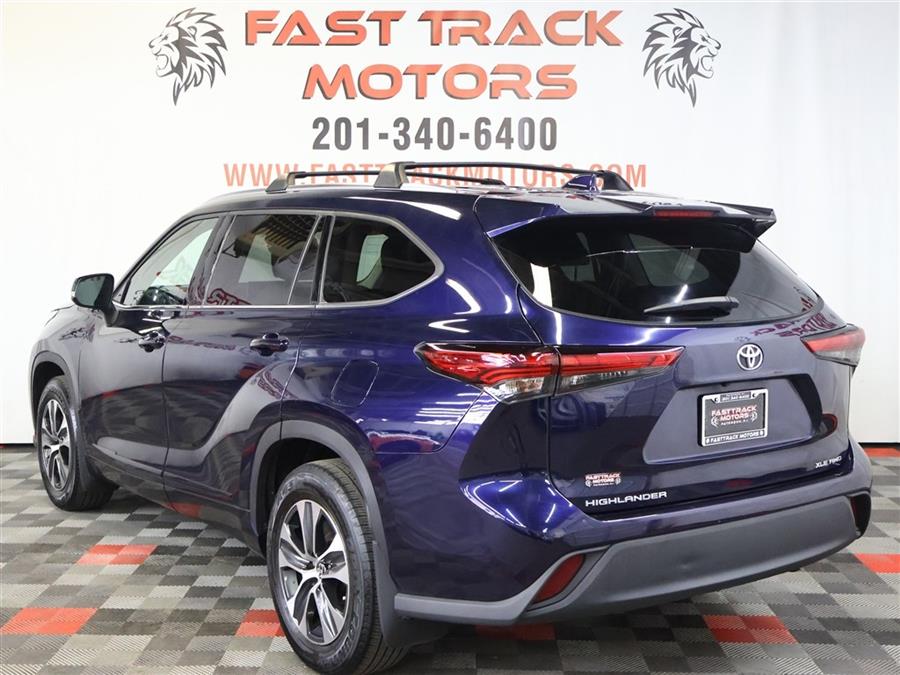 2021 Toyota Highlander XLE, available for sale in Paterson, New Jersey | Fast Track Motors. Paterson, New Jersey 2021 Toyota Highlander XLE, available for sale in Paterson, New Jersey | Fast Track Motors. Paterson, New Jersey
