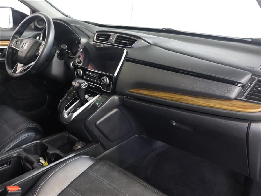 2017 Honda Cr-v EXL, available for sale in Paterson, New Jersey | Fast Track Motors. Paterson, New Jersey 2017 Honda Cr-v EXL, available for sale in Paterson, New Jersey | Fast Track Motors. Paterson, New Jersey