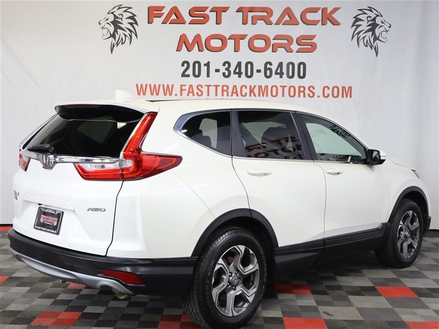 2017 Honda Cr-v EXL, available for sale in Paterson, New Jersey | Fast Track Motors. Paterson, New Jersey 2017 Honda Cr-v EXL, available for sale in Paterson, New Jersey | Fast Track Motors. Paterson, New Jersey