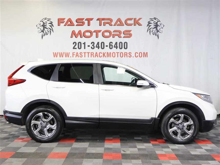 2017 Honda Cr-v EXL, available for sale in Paterson, New Jersey | Fast Track Motors. Paterson, New Jersey 2017 Honda Cr-v EXL, available for sale in Paterson, New Jersey | Fast Track Motors. Paterson, New Jersey