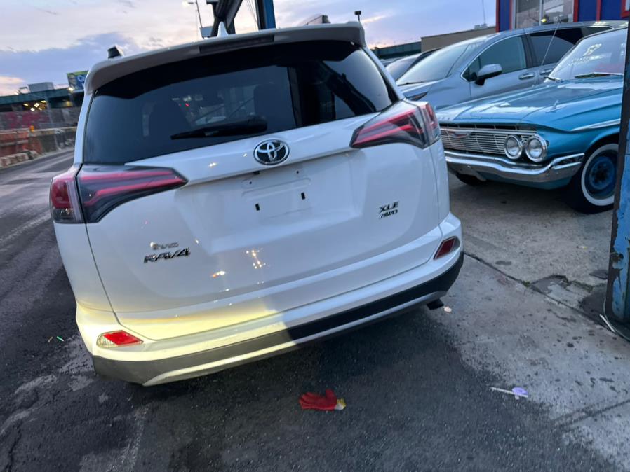 2018 Toyota RAV4 XLE AWD (Natl), available for sale in Brooklyn, New York | Brooklyn Auto Mall LLC. Brooklyn, New York 2018 Toyota RAV4 XLE AWD (Natl), available for sale in Brooklyn, New York | Brooklyn Auto Mall LLC. Brooklyn, New York