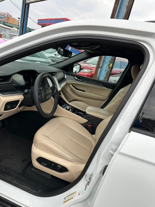 2023 Jeep Grand Cherokee L Limited 4x2, available for sale in Brooklyn, New York | Brooklyn Auto Mall LLC. Brooklyn, New York 2023 Jeep Grand Cherokee L Limited 4x2, available for sale in Brooklyn, New York | Brooklyn Auto Mall LLC. Brooklyn, New York