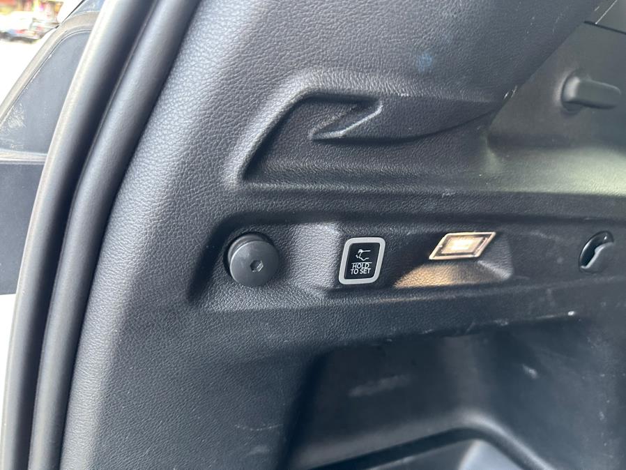 2023 Jeep Grand Cherokee L Limited 4x2, available for sale in Brooklyn, New York | Brooklyn Auto Mall LLC. Brooklyn, New York 2023 Jeep Grand Cherokee L Limited 4x2, available for sale in Brooklyn, New York | Brooklyn Auto Mall LLC. Brooklyn, New York