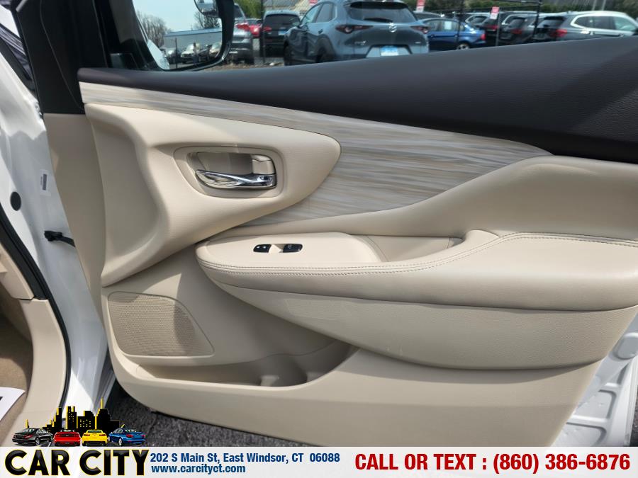 2015 Nissan Murano AWD 4dr Platinum, available for sale in East Windsor, Connecticut | Car City LLC. East Windsor, Connecticut 2015 Nissan Murano AWD 4dr Platinum, available for sale in East Windsor, Connecticut | Car City LLC. East Windsor, Connecticut