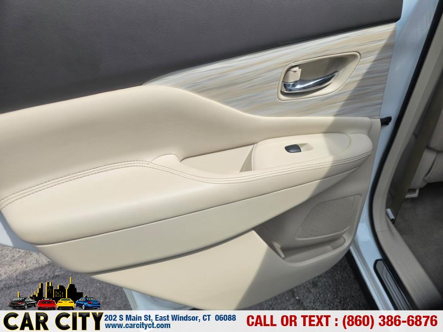 2015 Nissan Murano AWD 4dr Platinum, available for sale in East Windsor, Connecticut | Car City LLC. East Windsor, Connecticut 2015 Nissan Murano AWD 4dr Platinum, available for sale in East Windsor, Connecticut | Car City LLC. East Windsor, Connecticut