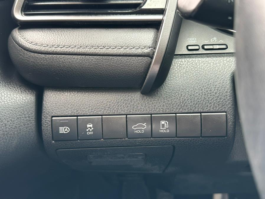 2020 Toyota Camry SE Auto (Natl), available for sale in Inwood, New York | 5 Towns Drive. Inwood, New York 2020 Toyota Camry SE Auto (Natl), available for sale in Inwood, New York | 5 Towns Drive. Inwood, New York