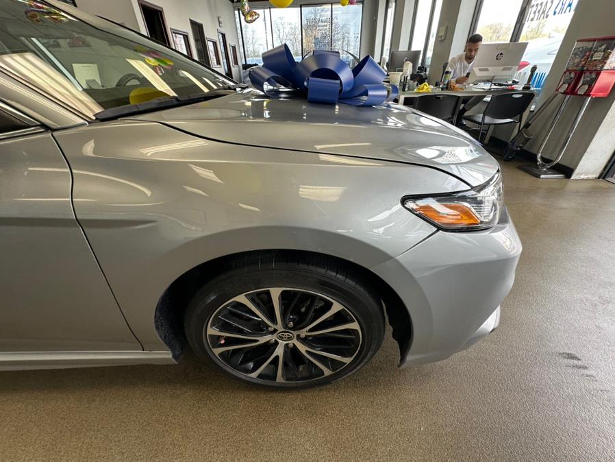 2020 Toyota Camry SE Auto (Natl), available for sale in Inwood, New York | 5 Towns Drive. Inwood, New York 2020 Toyota Camry SE Auto (Natl), available for sale in Inwood, New York | 5 Towns Drive. Inwood, New York