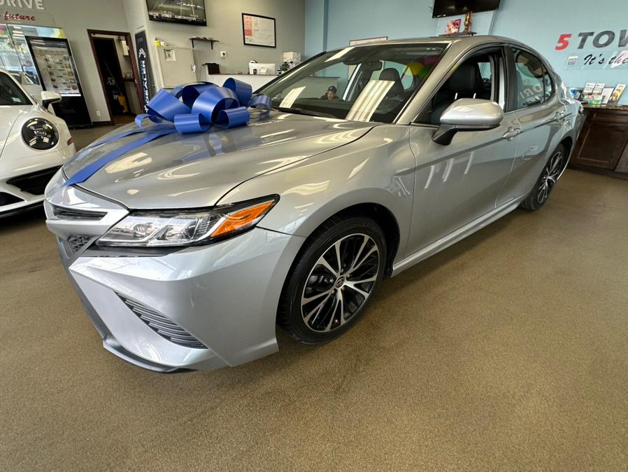 2020 Toyota Camry SE Auto (Natl), available for sale in Inwood, New York | 5 Towns Drive. Inwood, New York 2020 Toyota Camry SE Auto (Natl), available for sale in Inwood, New York | 5 Towns Drive. Inwood, New York