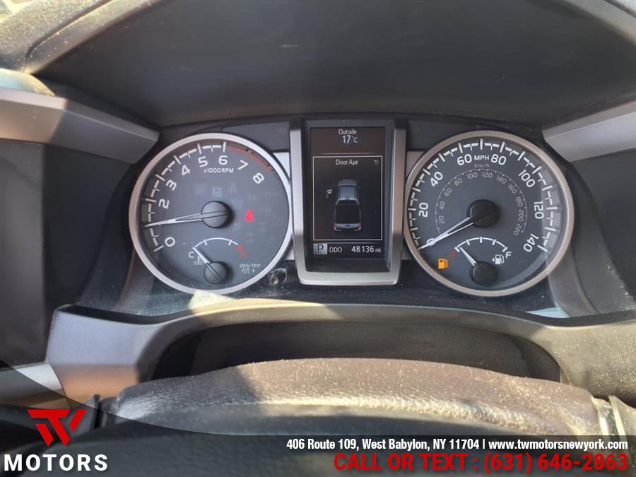 2016 Toyota Tacoma 4WD Double Cab LB V6 AT SR5 (Natl), available for sale in West Babylon, New York | TW Motors. West Babylon, New York 2016 Toyota Tacoma 4WD Double Cab LB V6 AT SR5 (Natl), available for sale in West Babylon, New York | TW Motors. West Babylon, New York