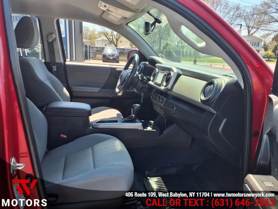 2016 Toyota Tacoma 4WD Double Cab LB V6 AT SR5 (Natl), available for sale in West Babylon, New York | TW Motors. West Babylon, New York 2016 Toyota Tacoma 4WD Double Cab LB V6 AT SR5 (Natl), available for sale in West Babylon, New York | TW Motors. West Babylon, New York