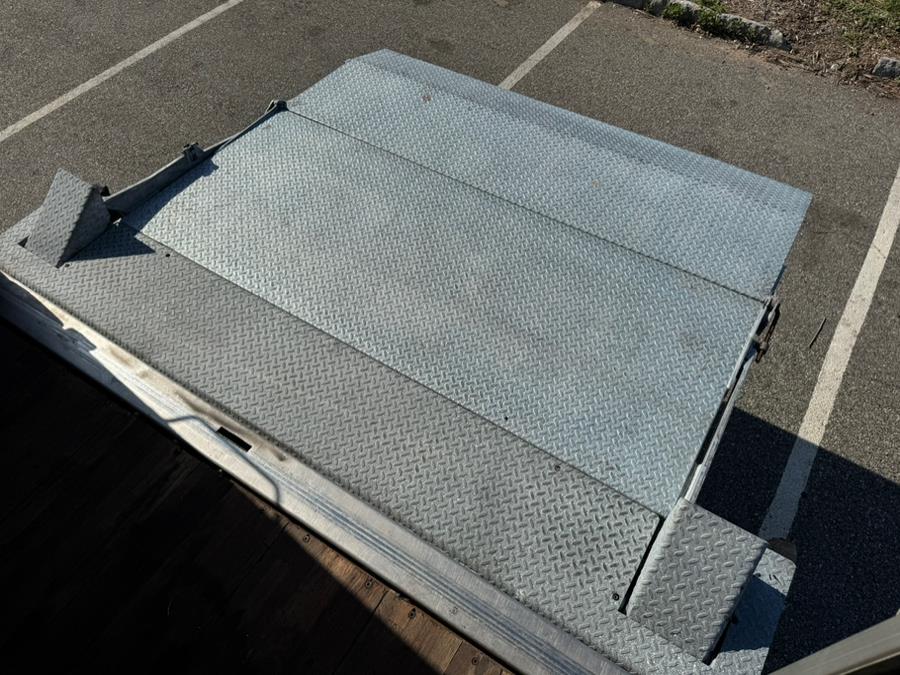 2020 Hino 268A 26 FT BOX ALUMINUM LIFT-GATE, available for sale in Paterson, New Jersey | Speedway Commercial Motors LLC. Paterson, New Jersey 2020 Hino 268A 26 FT BOX ALUMINUM LIFT-GATE, available for sale in Paterson, New Jersey | Speedway Commercial Motors LLC. Paterson, New Jersey