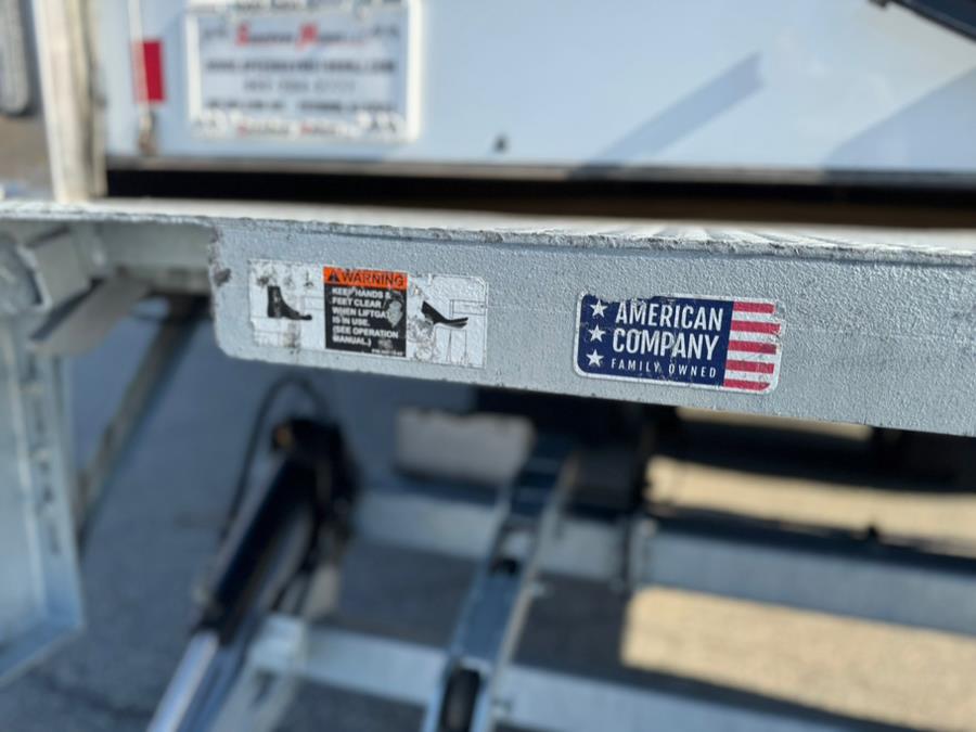 2020 Hino 268A 26 FT BOX ALUMINUM LIFT-GATE, available for sale in Paterson, New Jersey | Speedway Commercial Motors LLC. Paterson, New Jersey 2020 Hino 268A 26 FT BOX ALUMINUM LIFT-GATE, available for sale in Paterson, New Jersey | Speedway Commercial Motors LLC. Paterson, New Jersey