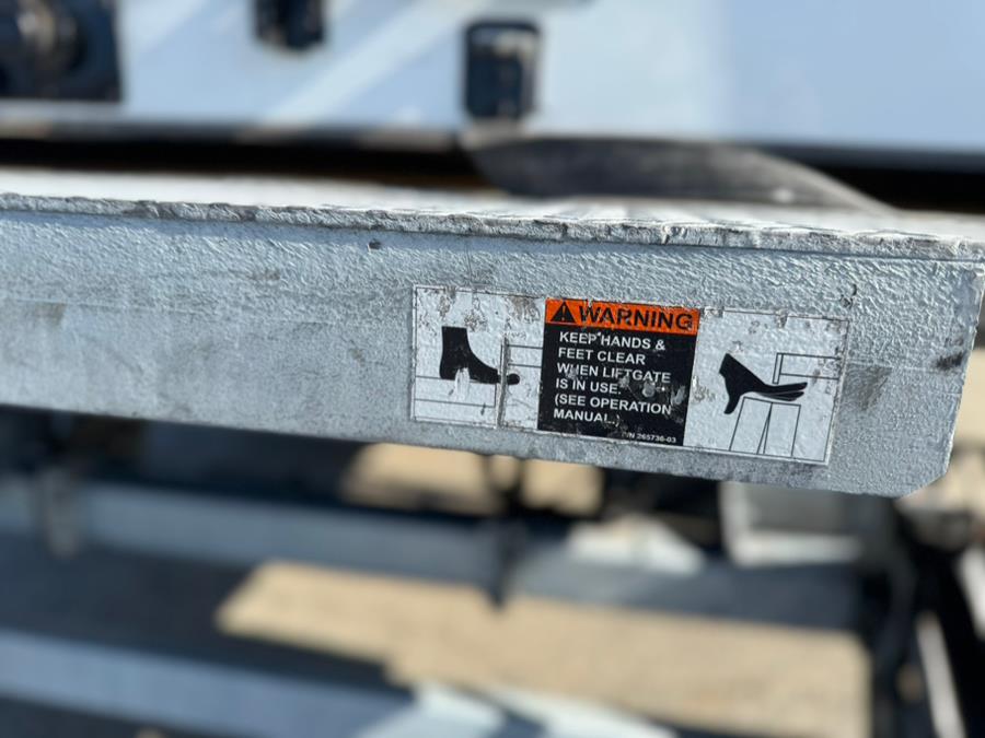 2020 Hino 268A 26 FT BOX ALUMINUM LIFT-GATE, available for sale in Paterson, New Jersey | Speedway Commercial Motors LLC. Paterson, New Jersey 2020 Hino 268A 26 FT BOX ALUMINUM LIFT-GATE, available for sale in Paterson, New Jersey | Speedway Commercial Motors LLC. Paterson, New Jersey