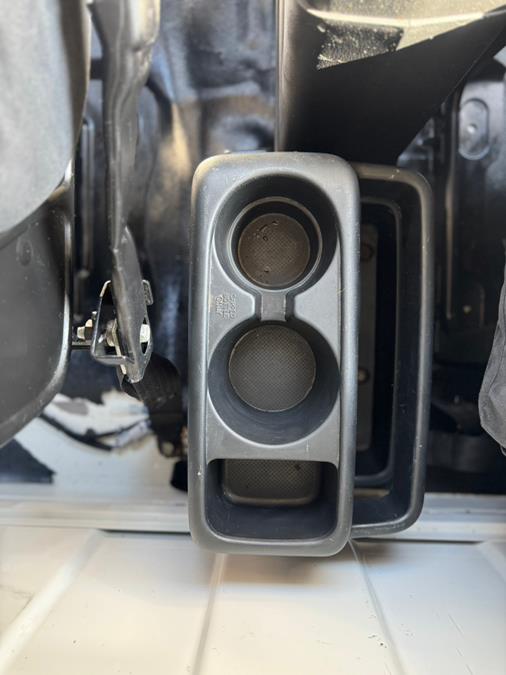 2020 Hino 268A 26 FT BOX ALUMINUM LIFT-GATE, available for sale in Paterson, New Jersey | Speedway Commercial Motors LLC. Paterson, New Jersey 2020 Hino 268A 26 FT BOX ALUMINUM LIFT-GATE, available for sale in Paterson, New Jersey | Speedway Commercial Motors LLC. Paterson, New Jersey