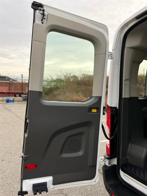 2020 Ford Transit 12 Passenger Wagon T-350 148" Med Roof XLT RWD, available for sale in Paterson, New Jersey | Speedway Commercial Motors LLC. Paterson, New Jersey 2020 Ford Transit 12 Passenger Wagon T-350 148" Med Roof XLT RWD, available for sale in Paterson, New Jersey | Speedway Commercial Motors LLC. Paterson, New Jersey