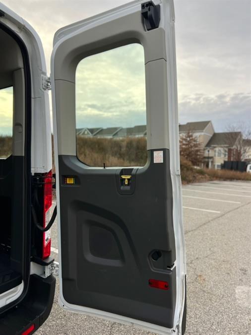 2020 Ford Transit 12 Passenger Wagon T-350 148" Med Roof XLT RWD, available for sale in Paterson, New Jersey | Speedway Commercial Motors LLC. Paterson, New Jersey 2020 Ford Transit 12 Passenger Wagon T-350 148" Med Roof XLT RWD, available for sale in Paterson, New Jersey | Speedway Commercial Motors LLC. Paterson, New Jersey