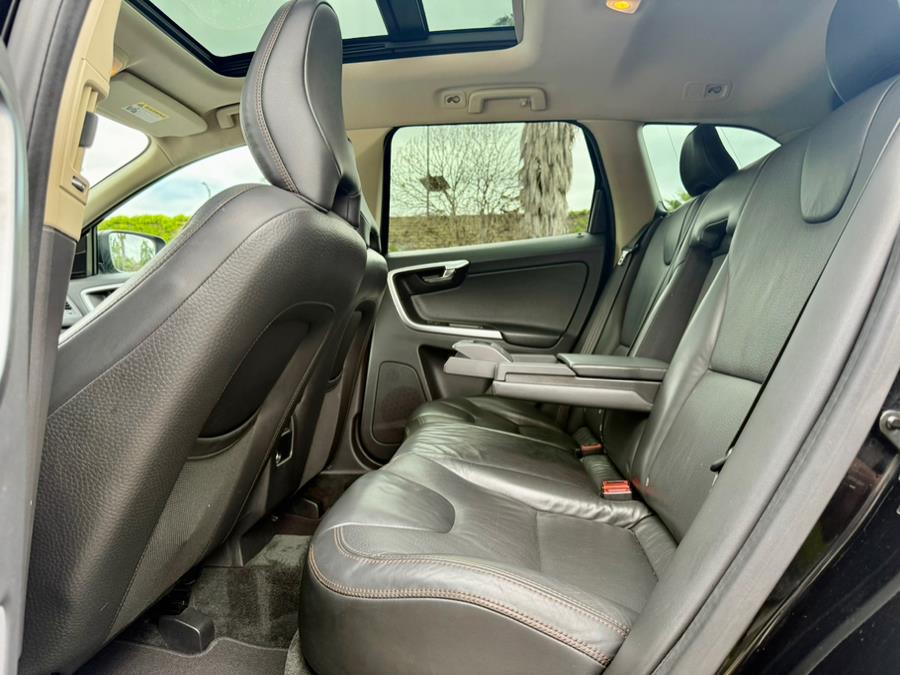 2010 Volvo XC60 FWD 4dr 3.2L w/Moonroof, available for sale in Tarzana, California | Ivanna Auto. Tarzana, California 2010 Volvo XC60 FWD 4dr 3.2L w/Moonroof, available for sale in Tarzana, California | Ivanna Auto. Tarzana, California