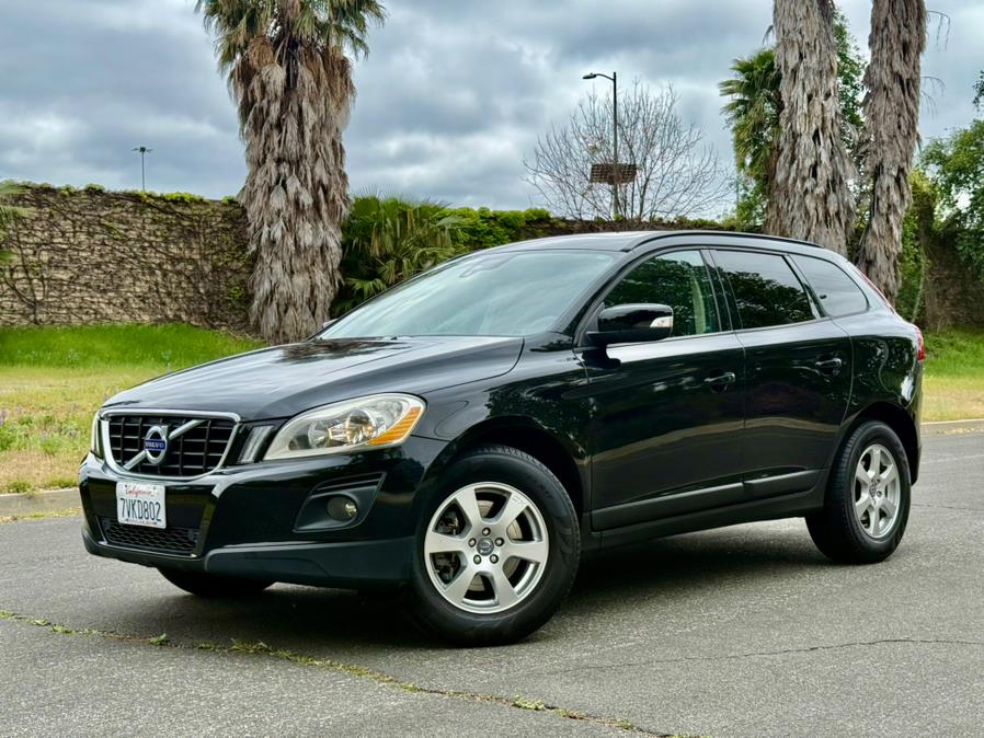 2010 Volvo XC60 FWD 4dr 3.2L w/Moonroof, available for sale in Tarzana, California | Ivanna Auto. Tarzana, California 2010 Volvo XC60 FWD 4dr 3.2L w/Moonroof, available for sale in Tarzana, California | Ivanna Auto. Tarzana, California