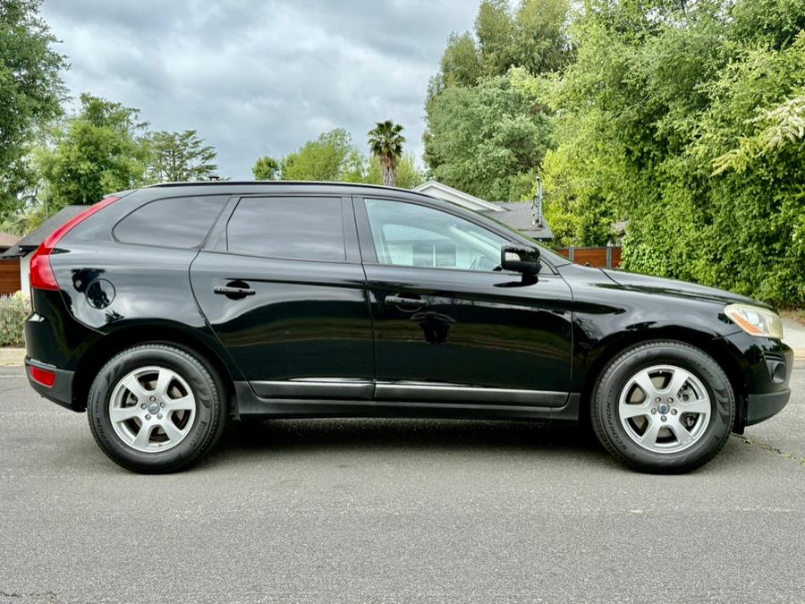 2010 Volvo XC60 FWD 4dr 3.2L w/Moonroof, available for sale in Tarzana, California | Ivanna Auto. Tarzana, California 2010 Volvo XC60 FWD 4dr 3.2L w/Moonroof, available for sale in Tarzana, California | Ivanna Auto. Tarzana, California