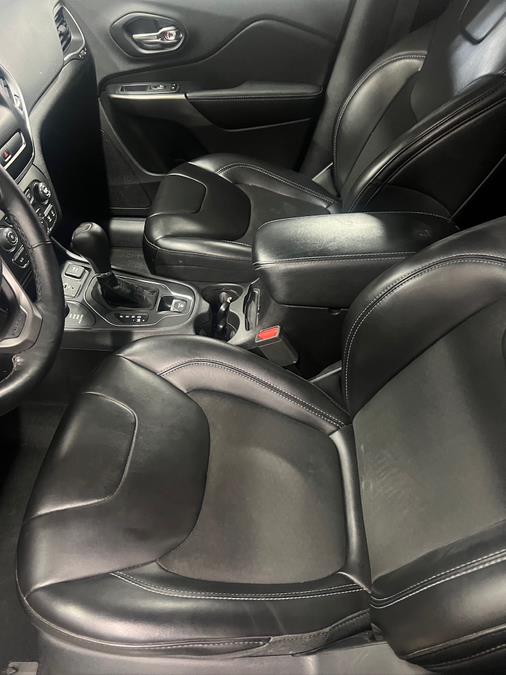 2019 Jeep Cherokee Latitude Plus 4x4, available for sale in Bridgeton, New Jersey | Elite Auto Retailer, LLC. Bridgeton, New Jersey 2019 Jeep Cherokee Latitude Plus 4x4, available for sale in Bridgeton, New Jersey | Elite Auto Retailer, LLC. Bridgeton, New Jersey