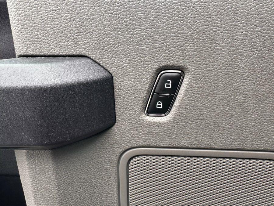 2018 Ford F150 Supercrew Cab XL Pickup 4D 5 1/2 ft, available for sale in Rochester, New York | 5 Star Motor Group. Rochester, New York 2018 Ford F150 Supercrew Cab XL Pickup 4D 5 1/2 ft, available for sale in Rochester, New York | 5 Star Motor Group. Rochester, New York