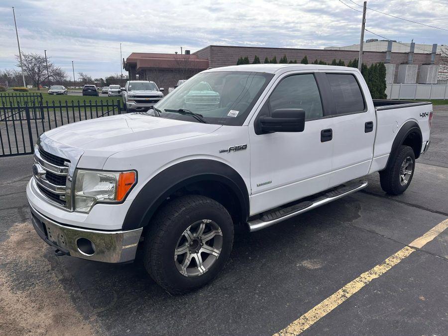 2014 Ford F150 Supercrew Cab XLT Pickup 4D 6 1/2 ft, available for sale in Rochester, New York | 5 Star Motor Group. Rochester, New York 2014 Ford F150 Supercrew Cab XLT Pickup 4D 6 1/2 ft, available for sale in Rochester, New York | 5 Star Motor Group. Rochester, New York