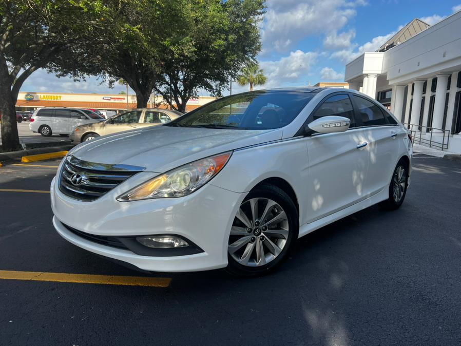 Used 2014 Hyundai Sonata in Hialeah, Florida | The Palm Motors LLC. Hialeah, Florida