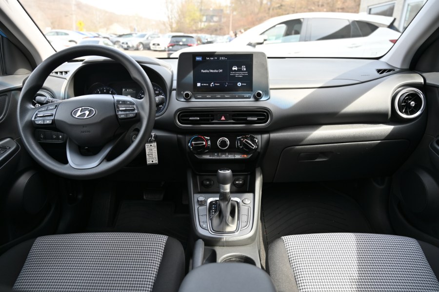 2022 Hyundai Kona SE Auto AWD, available for sale in Waterbury, Connecticut | Highline Car Connection. Waterbury, Connecticut 2022 Hyundai Kona SE Auto AWD, available for sale in Waterbury, Connecticut | Highline Car Connection. Waterbury, Connecticut