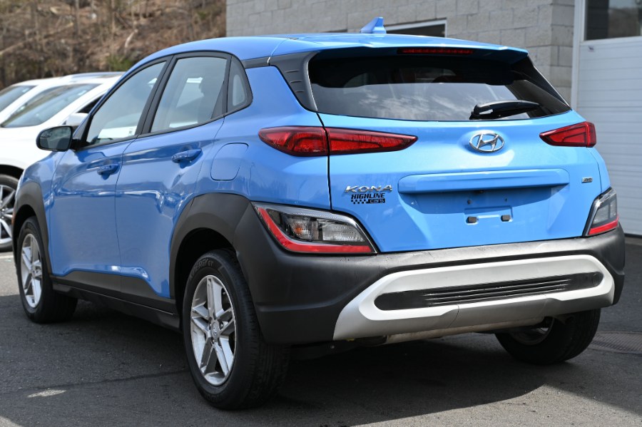 2022 Hyundai Kona SE Auto AWD, available for sale in Waterbury, Connecticut | Highline Car Connection. Waterbury, Connecticut 2022 Hyundai Kona SE Auto AWD, available for sale in Waterbury, Connecticut | Highline Car Connection. Waterbury, Connecticut