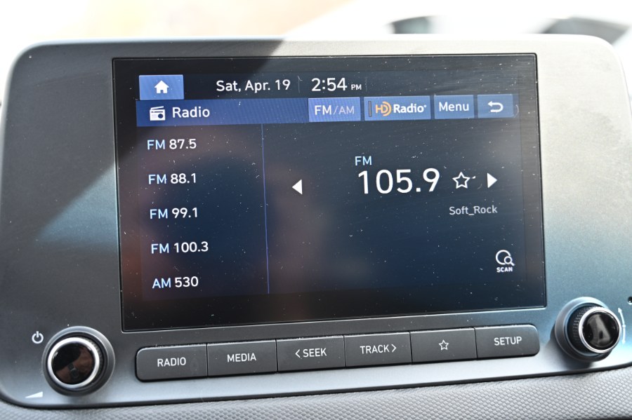 2022 Hyundai Kona SE Auto AWD, available for sale in Waterbury, Connecticut | Highline Car Connection. Waterbury, Connecticut 2022 Hyundai Kona SE Auto AWD, available for sale in Waterbury, Connecticut | Highline Car Connection. Waterbury, Connecticut