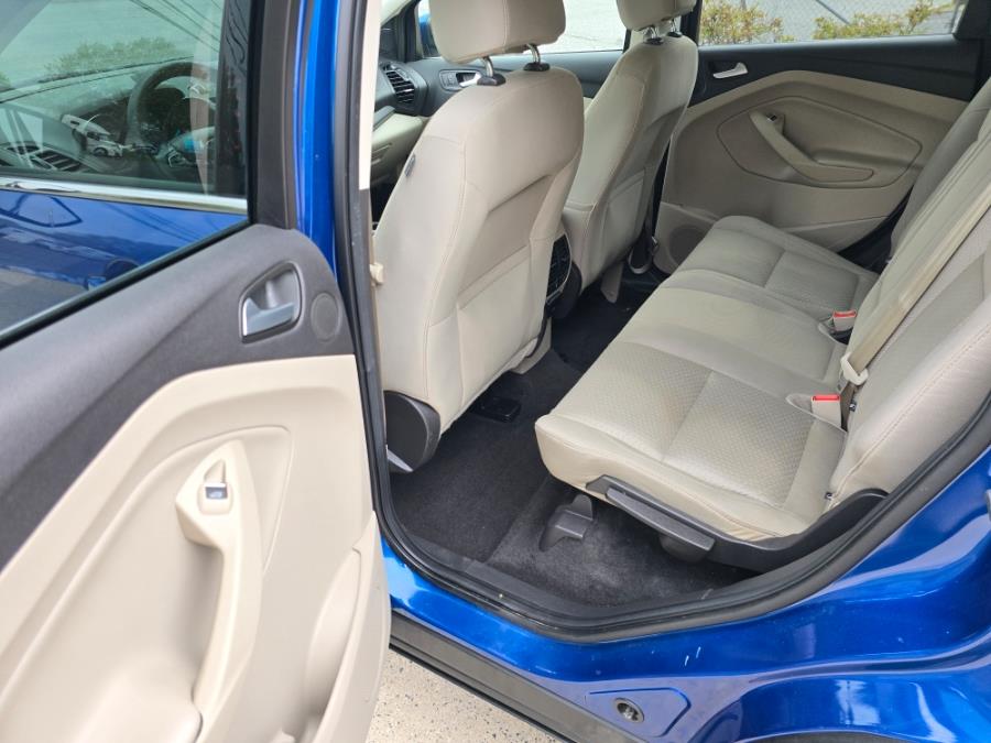 2017 Ford Escape SE 4WD, available for sale in Philadelphia, Pennsylvania | Eugen's Auto Sales & Repairs. Philadelphia, Pennsylvania 2017 Ford Escape SE 4WD, available for sale in Philadelphia, Pennsylvania | Eugen's Auto Sales & Repairs. Philadelphia, Pennsylvania