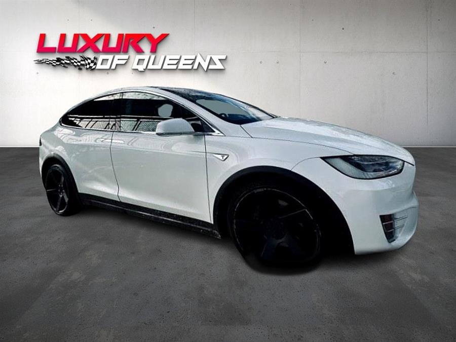 Used 2016 Tesla Model x in Long Island City, New York | Luxury Of Queens. Long Island City, New York