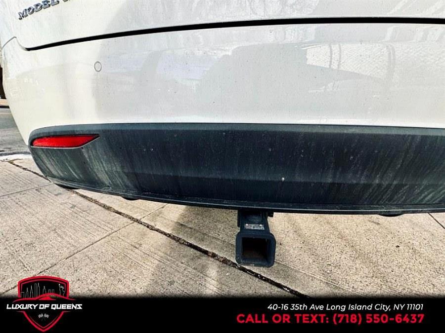 2016 Tesla Model x AWD 4dr 90D, available for sale in Long Island City, New York | Luxury Of Queens. Long Island City, New York 2016 Tesla Model x AWD 4dr 90D, available for sale in Long Island City, New York | Luxury Of Queens. Long Island City, New York