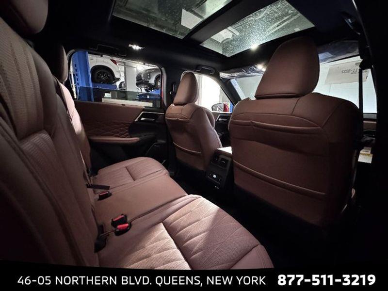 2025 Mitsubishi Outlander SEL, available for sale in Woodside, New York | Drive Central. Woodside, New York 2025 Mitsubishi Outlander SEL, available for sale in Woodside, New York | Drive Central. Woodside, New York