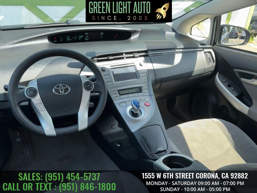 2013 Toyota Prius 5dr HB Two (Natl), available for sale in Corona, California | Green Light Auto. Corona, California 2013 Toyota Prius 5dr HB Two (Natl), available for sale in Corona, California | Green Light Auto. Corona, California