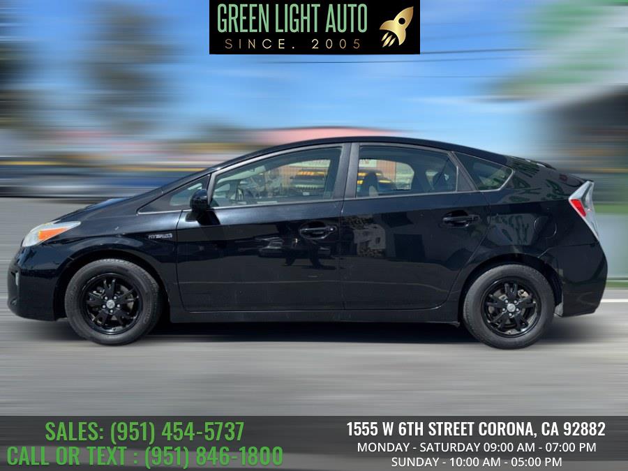 2013 Toyota Prius 5dr HB Two (Natl), available for sale in Corona, California | Green Light Auto. Corona, California 2013 Toyota Prius 5dr HB Two (Natl), available for sale in Corona, California | Green Light Auto. Corona, California